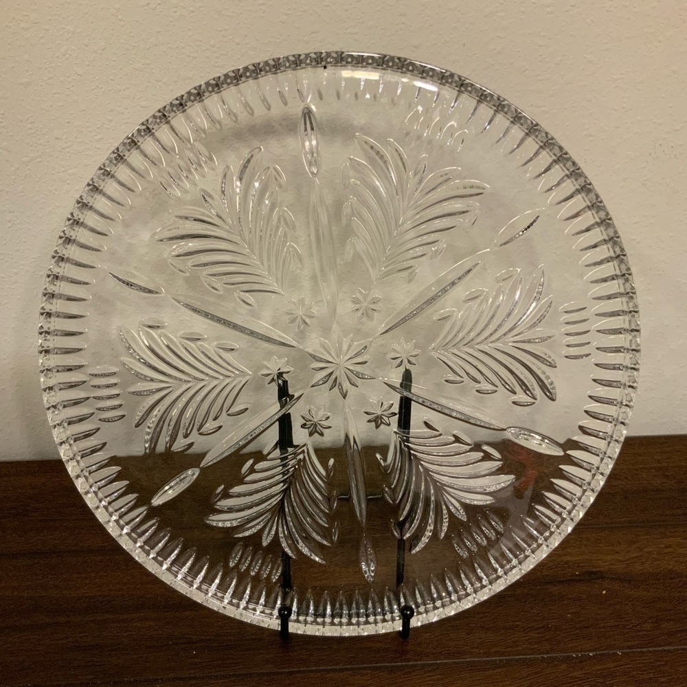 Mikasa Vintage Christmas Tree Pattern Crystal Round Cake Platter Tray